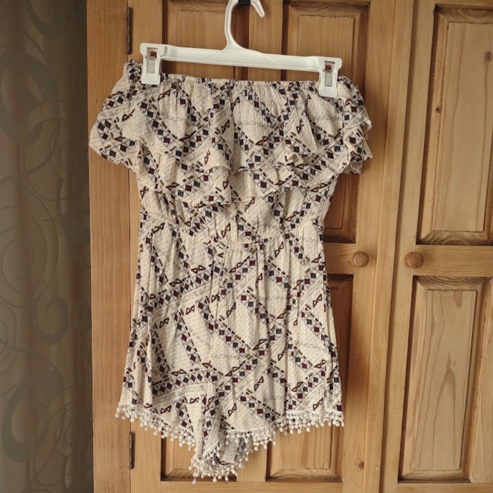 XS Strapless Ruffled Romper - short length